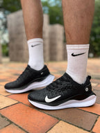 NIKE ® REACT INFINITY RUN