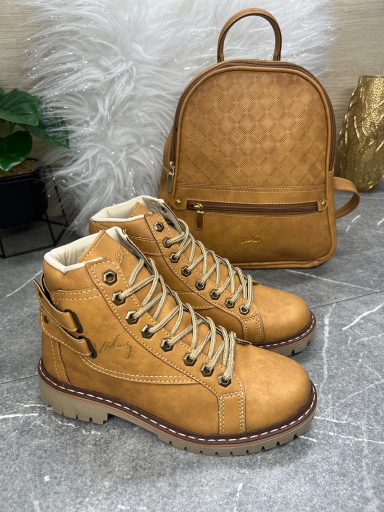 COLECCIÓN BOTINES + BOLSO | VÉLEZ