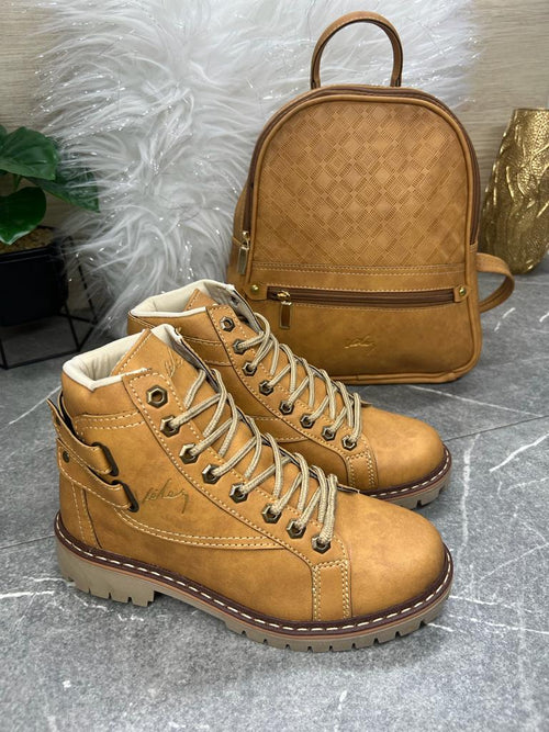 COLECCIÓN BOTINES + BOLSO | VÉLEZ