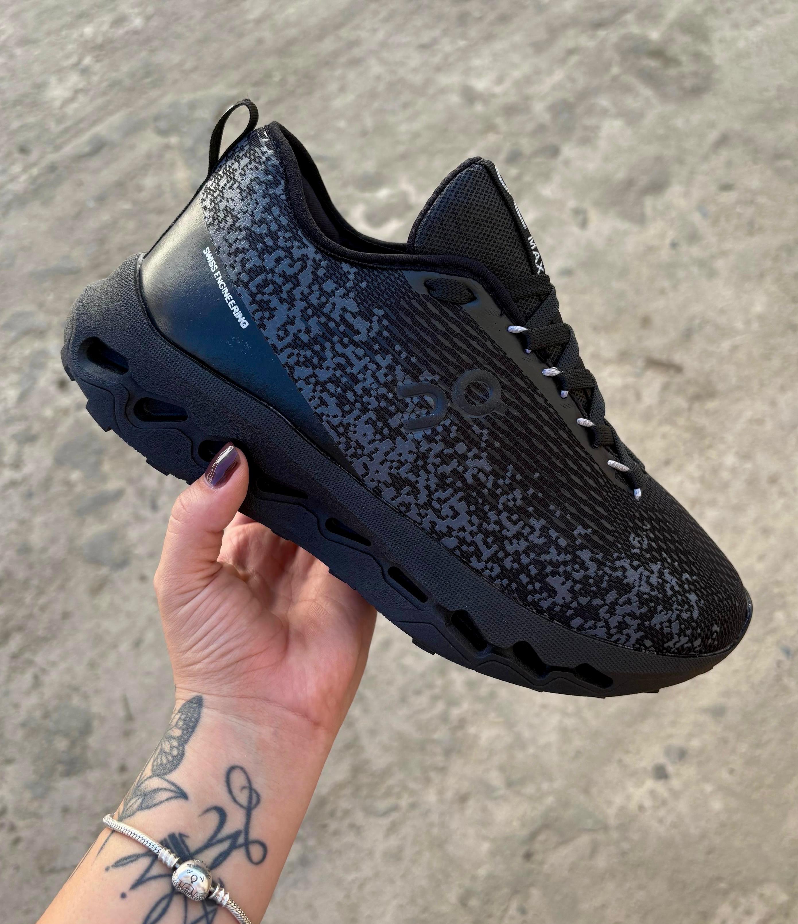 PREMIUM ON CLOUD SURFER ®